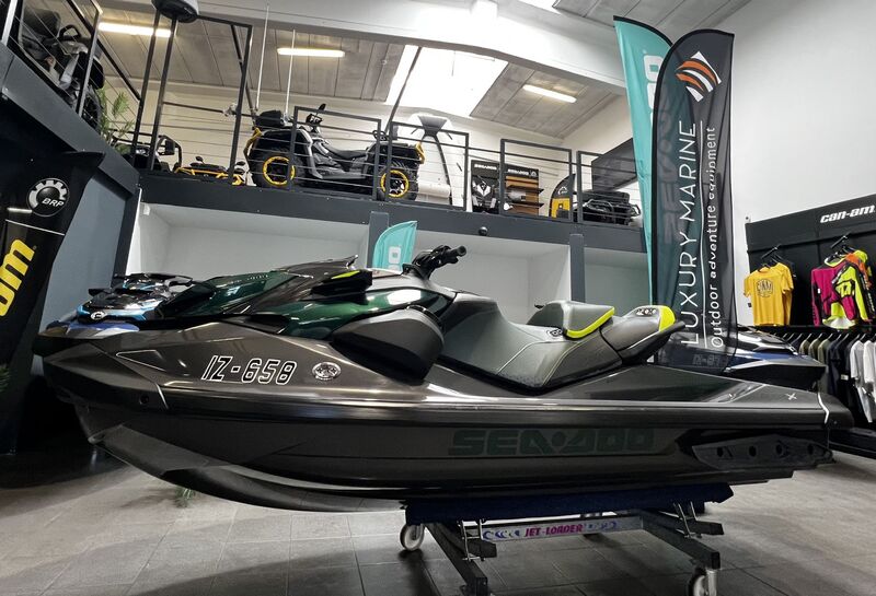 SEA-DOO RXP-X RS APEX 300