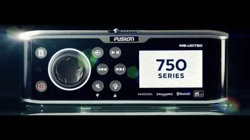 Radio - Fusion Marine 750 - Unidoc