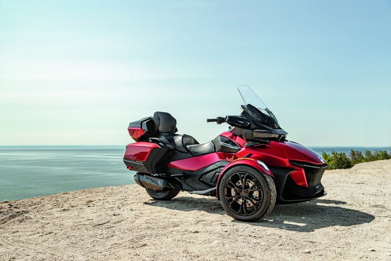 CAN-AM SPYDER RT LIMITED 